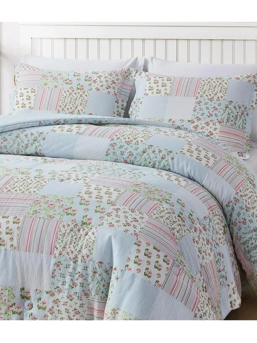 Light Blue Floral Patchwork Full size 100% cotton 3 piece Comforter Set